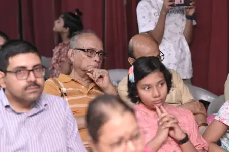 দর্শক । Mad Balikas ।  উন্মাদিনীদের কথকতা । তপন থিয়েটার । 14 এপ্রিল 2024