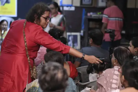 দর্শক । Mad Balikas । উন্মাদিনীদের কথকতা । তপন থিয়েটার । 14 এপ্রিল 2024